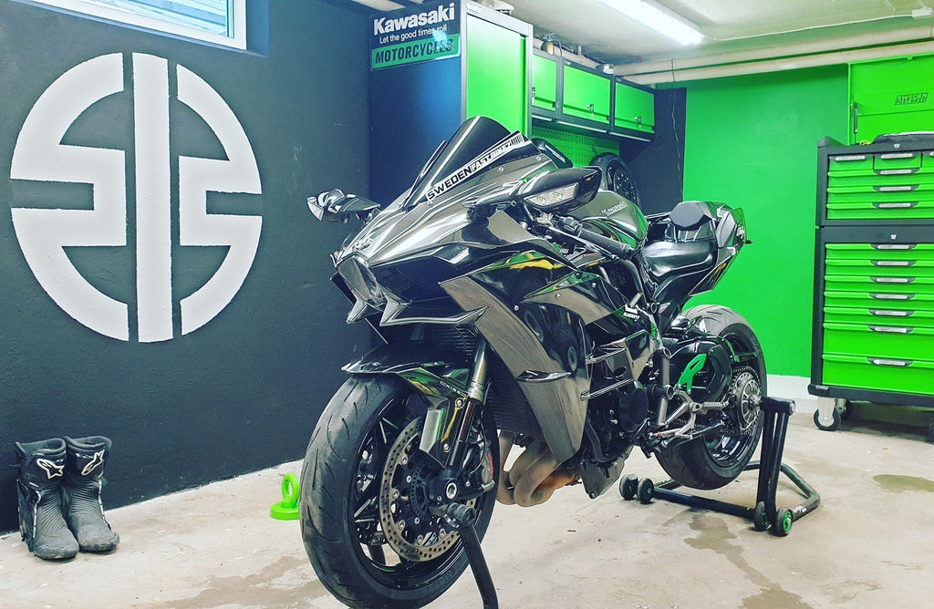 Kawasaki H2 - Tuned, 272HP on the wheel!